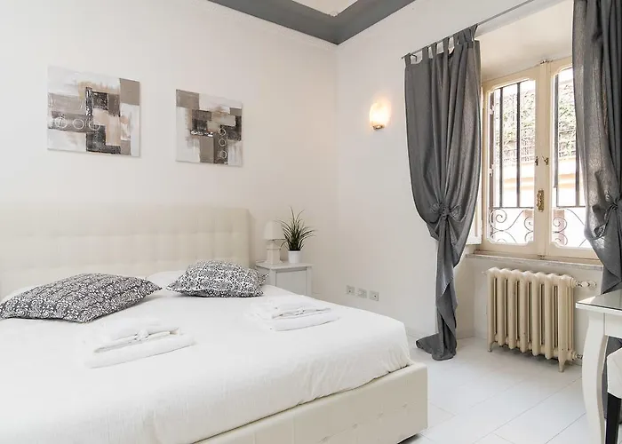 White Borgo Apartment
