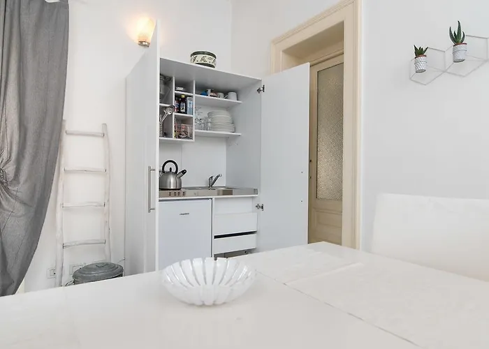 White Borgo
